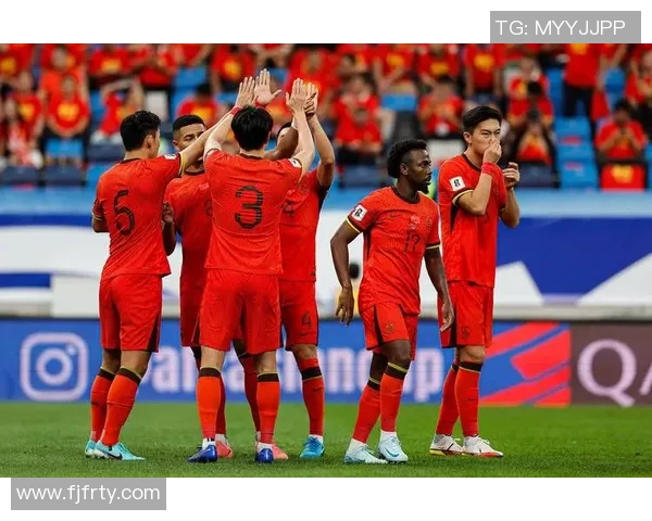 瓦伦西亚客场1-2不敌毕尔巴鄂，遭遇两连败，积分榜逐渐滑落